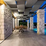 Вилла Castielia *