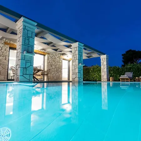 别墅 Castielia Agalás